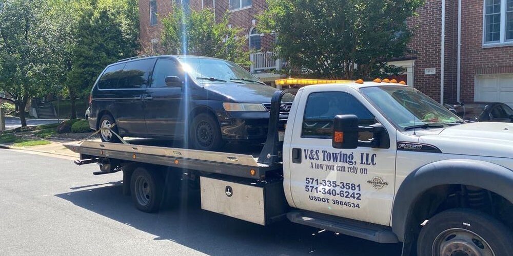 V&s Towing (3) V&s Towing (3)